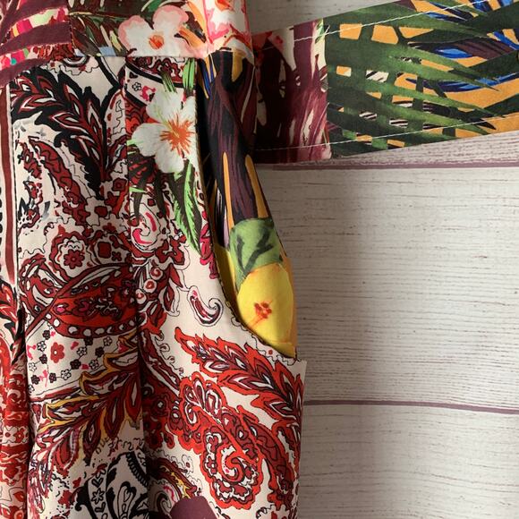 A. Peach Floral Print Belted Jumpsuit Wide Leg Adjustable Straps Pockets Size M - Picture 14 of 16